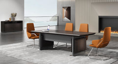 BERYNDEL II Elegant Boardroom Table