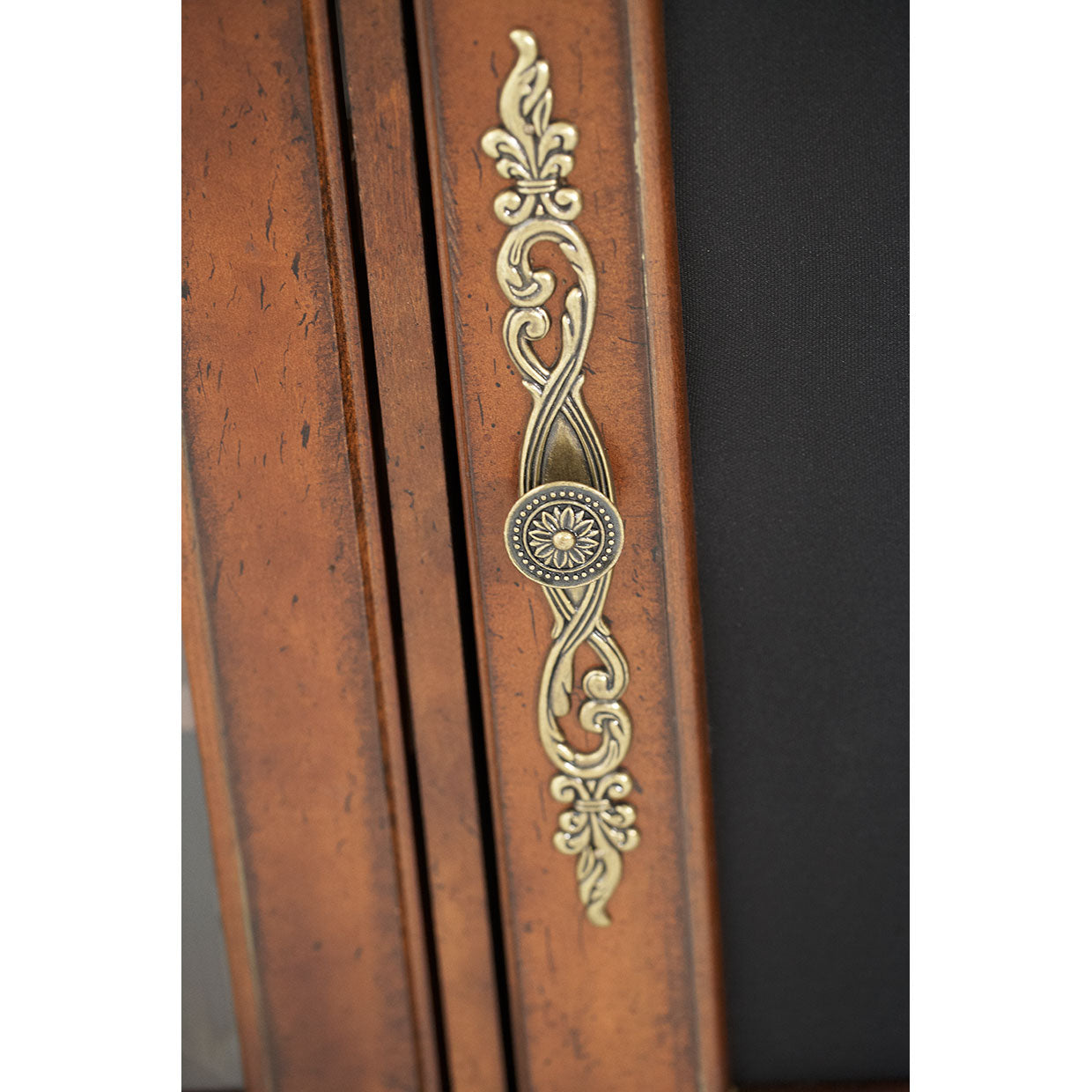 Villa Valencia Media Cabinet