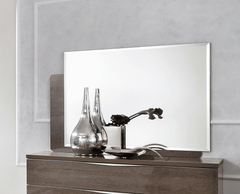 Platinum mirror