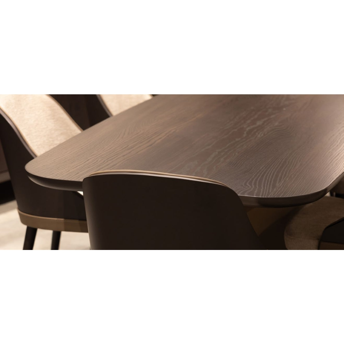 Castano Diningroom Set