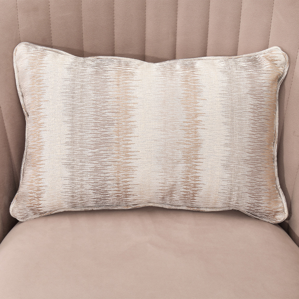 Lucca Swivel Chair Silver
