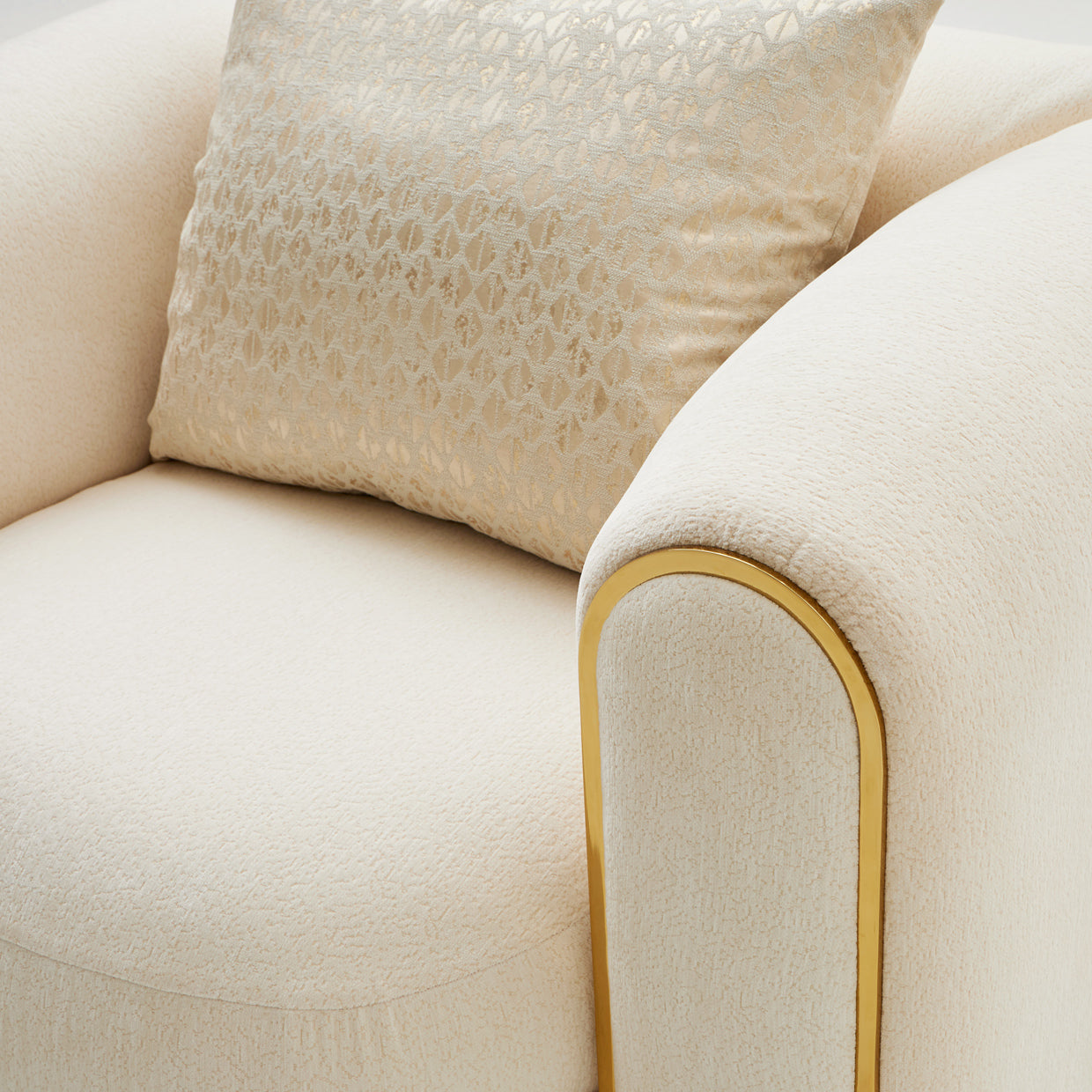 Sassani Chair Crepe Gold
