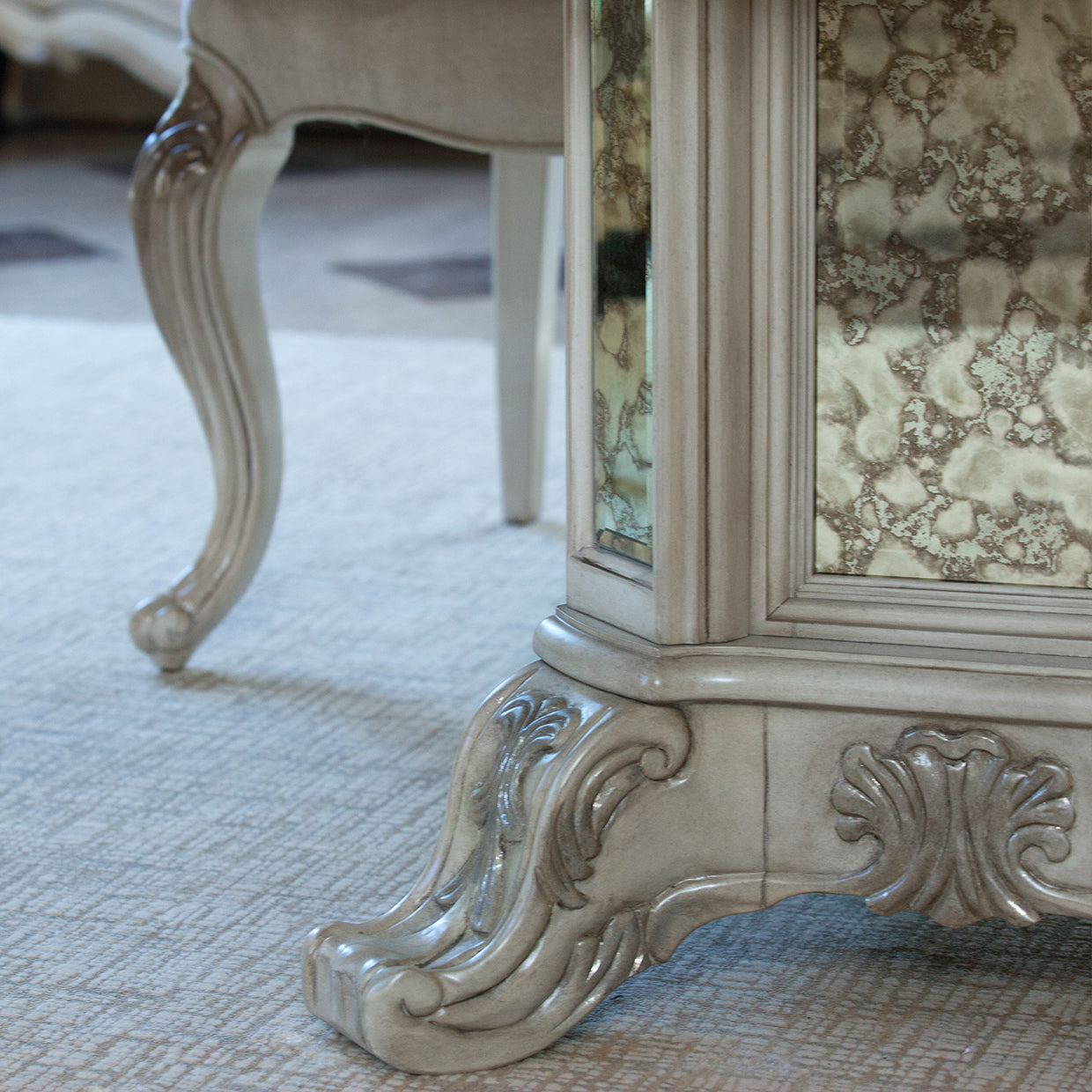 Platine de Royale Champagne Rectangular Dining Table