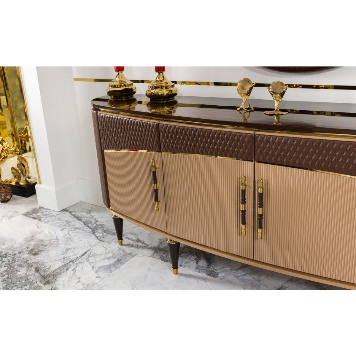 Channel Diningroom Set