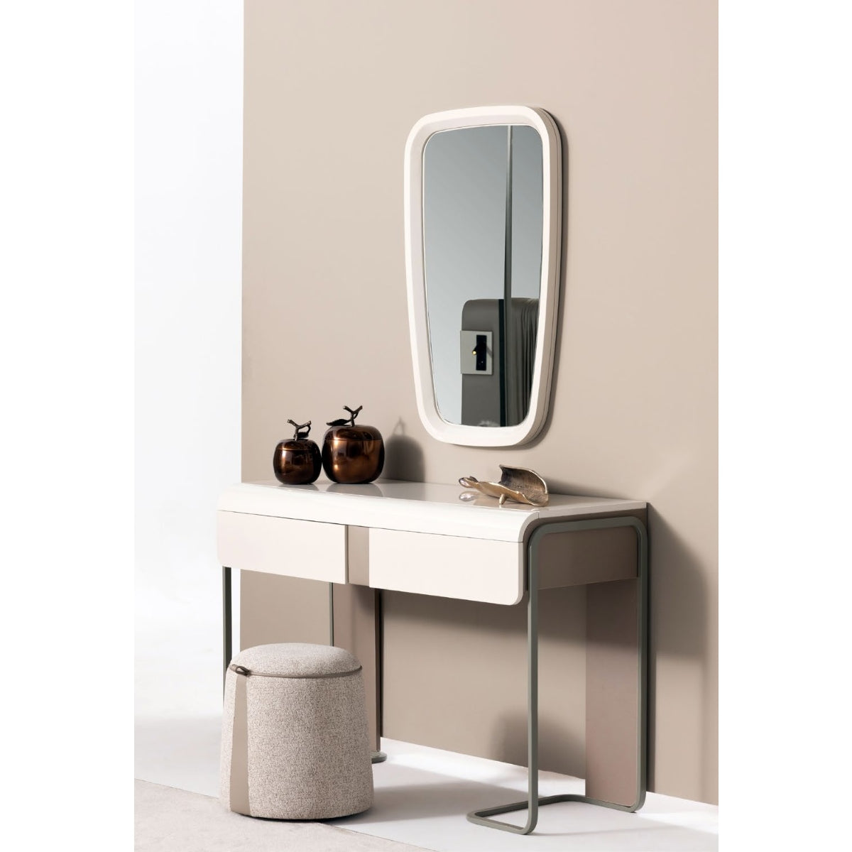 Defne Bedroom Set