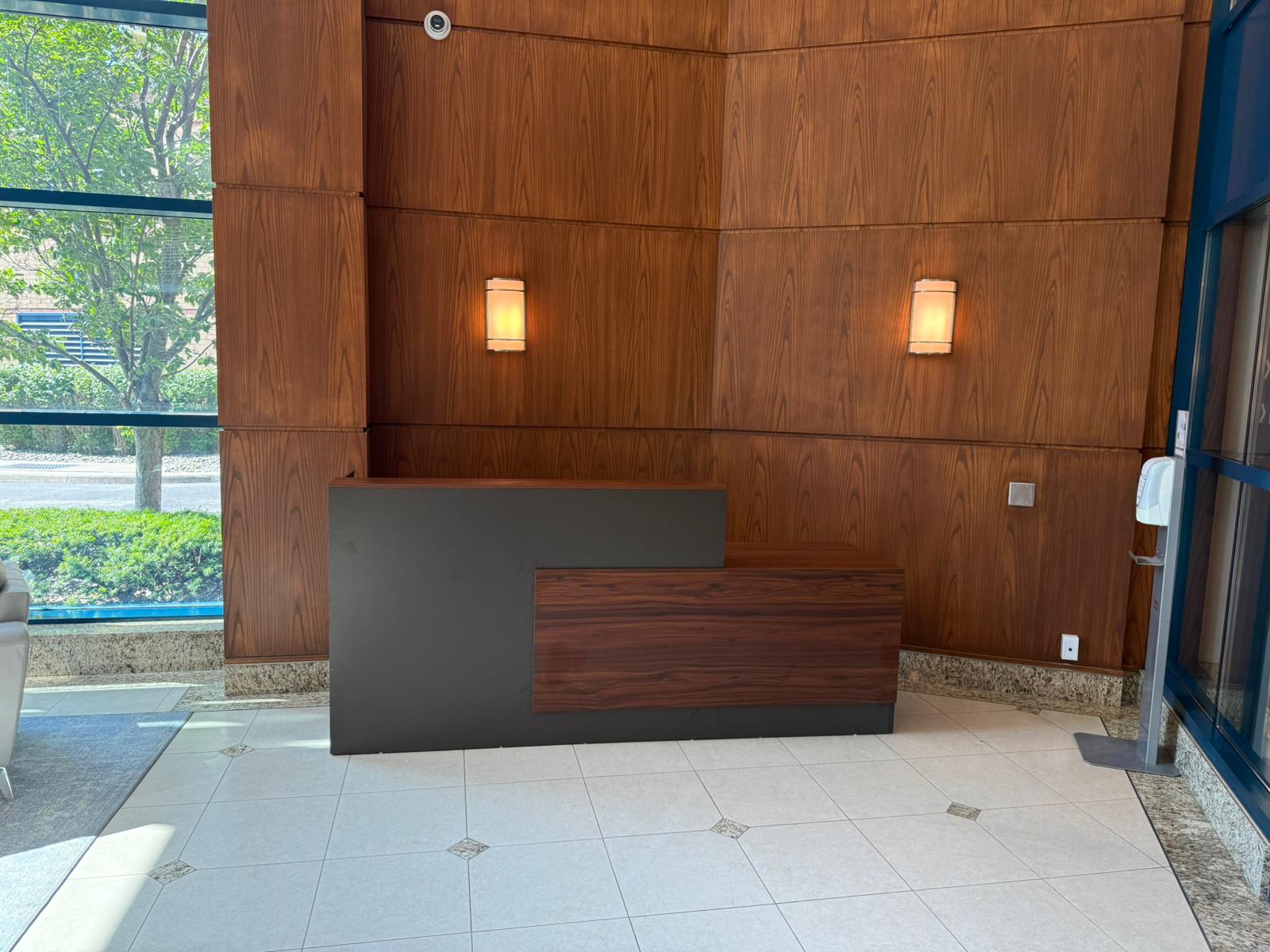 Glenwood Straight Reception Desk